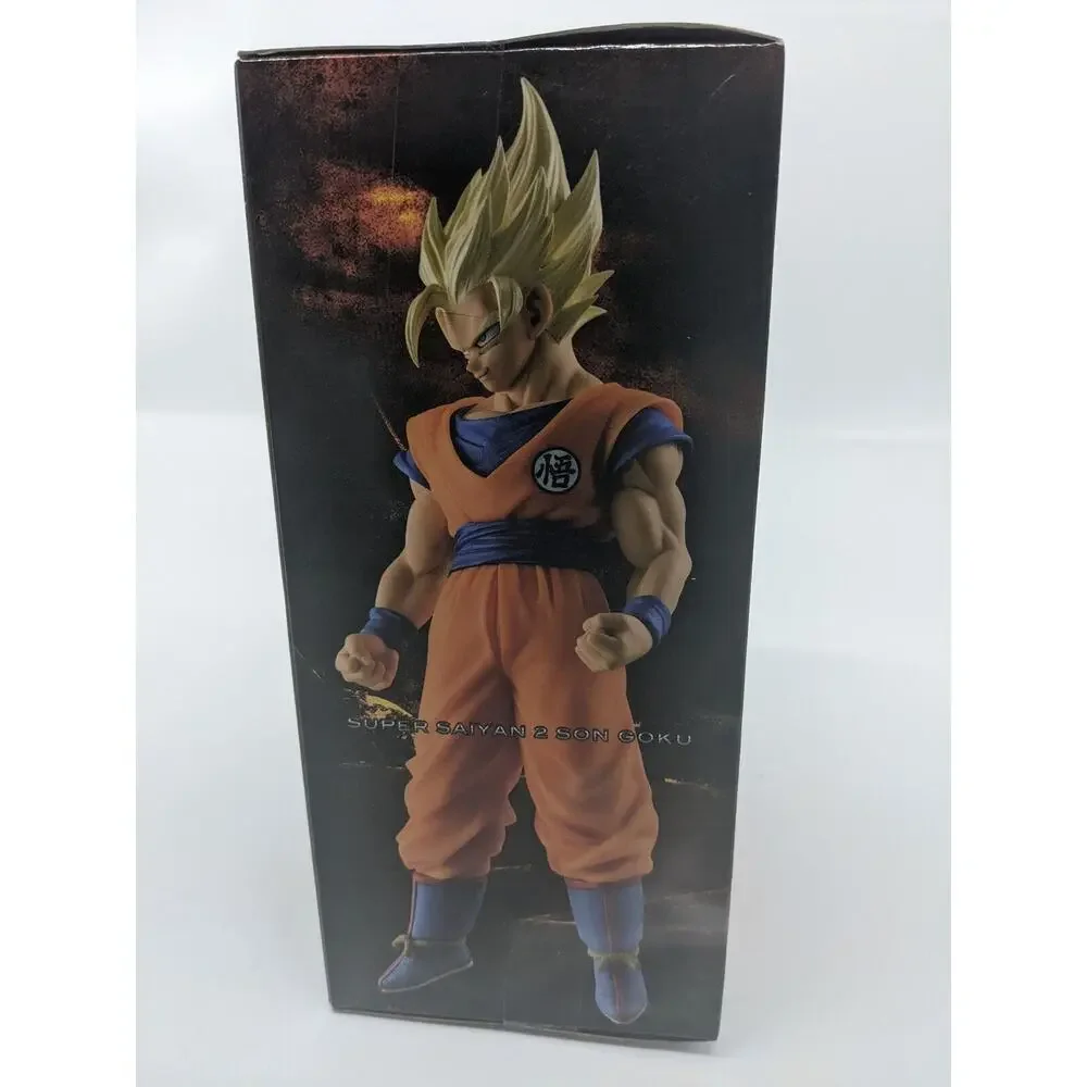 Super Saiyan 2 Son Goku - SCulutures - Game Stop Exlusive